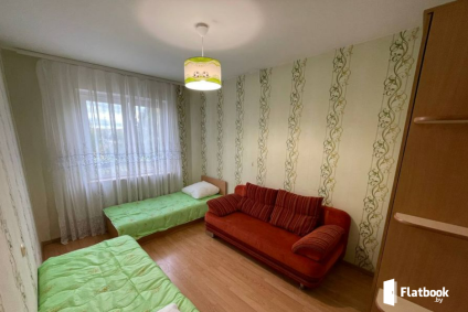 Квартира с хорошим ремонтом на сутки Мостах!