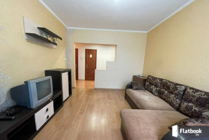 Квартира с хорошим ремонтом на сутки Мостах!