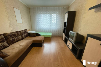 Квартира с хорошим ремонтом на сутки Мостах!